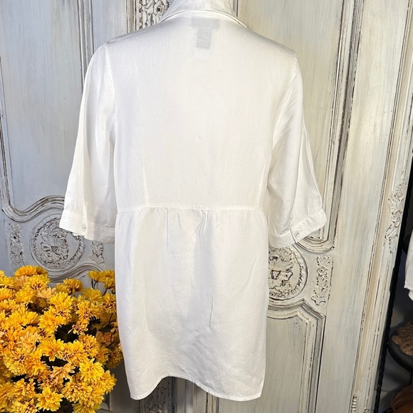 Lane Bryant Linen Blend White 1/4 Button-Down Short Sleeve Top - Picture 6 of 8